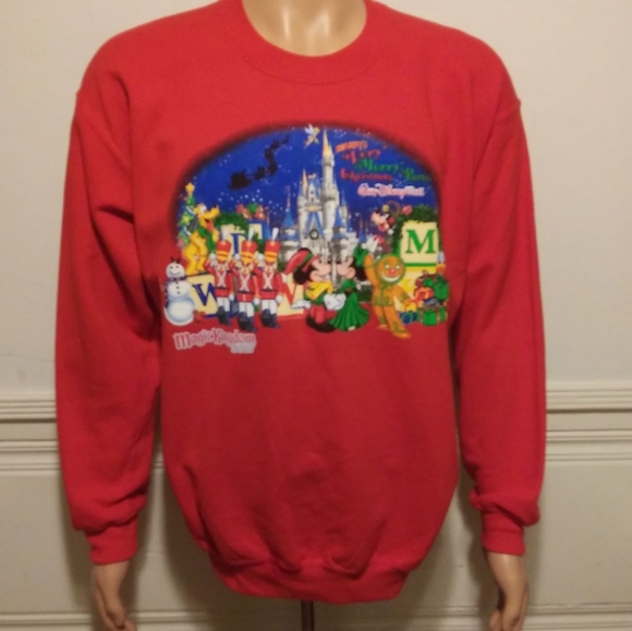 Disney World 2007 Christmas Sweatshirt Medium NWT - Picture 1 of 5
